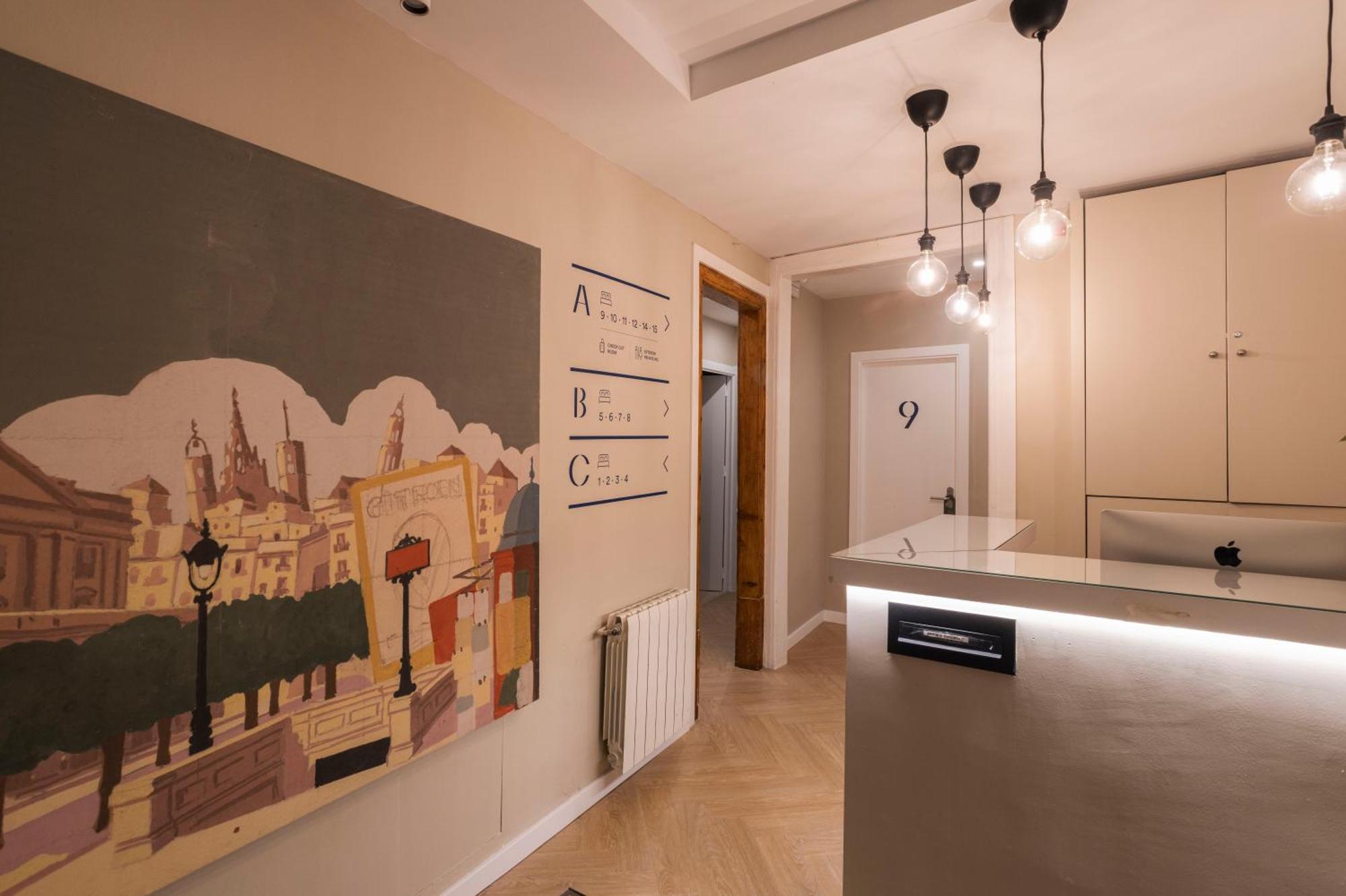 Hostal Sol Y K Barselona Dış mekan fotoğraf